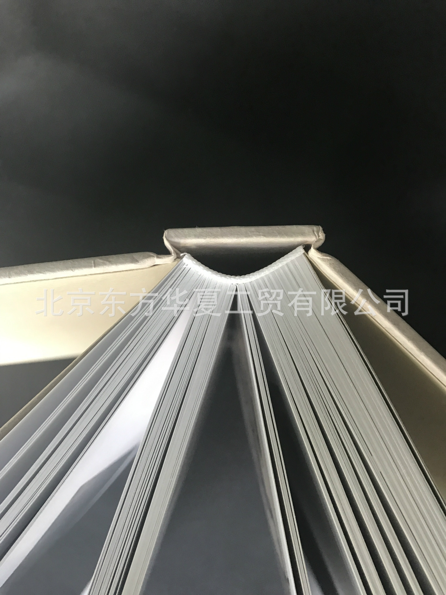 精品印刷品定制 從書刊畫冊到按需裝訂，一站式印刷服務(wù)解決方案
